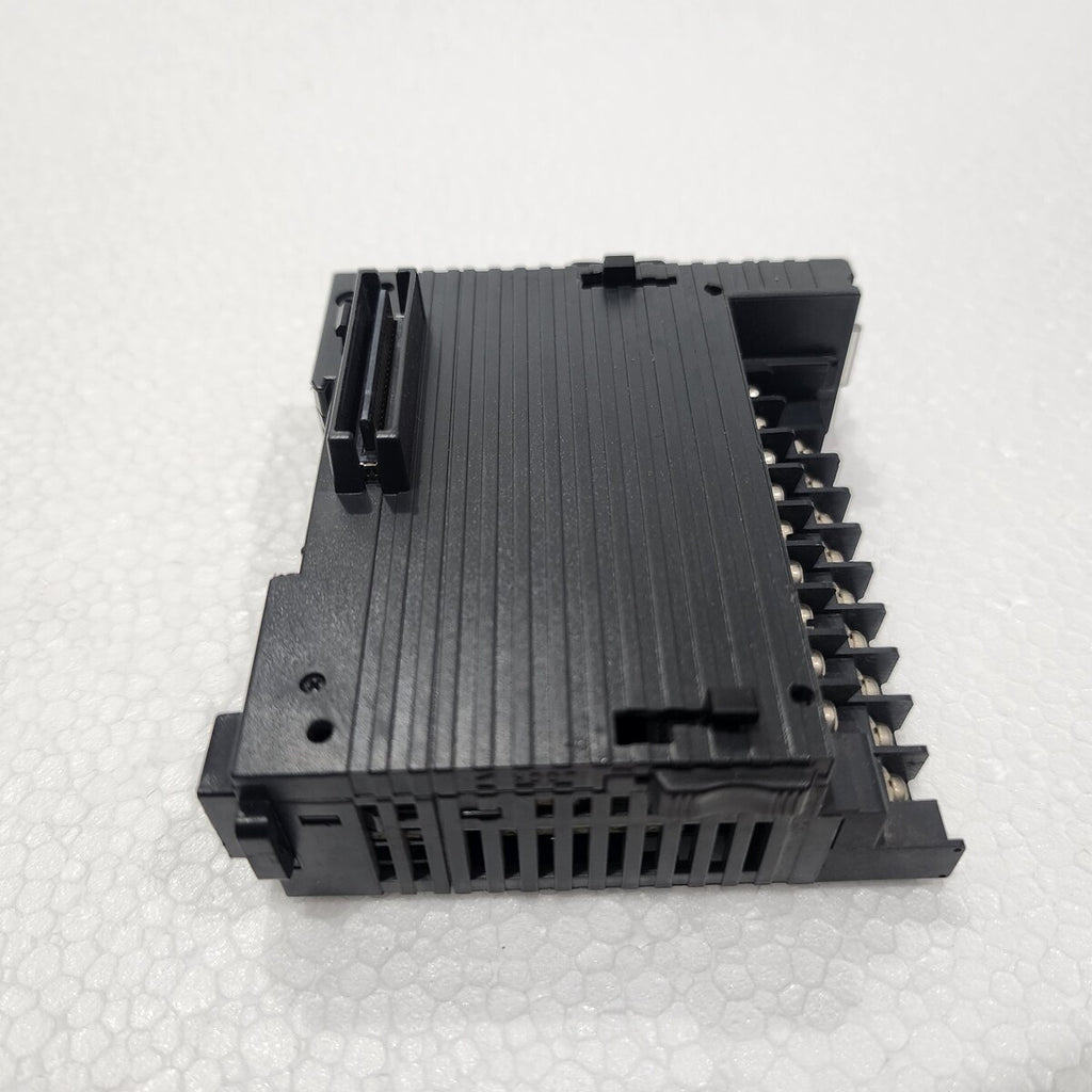 KEYENCE KV-B16TC OUTPUT MODULE