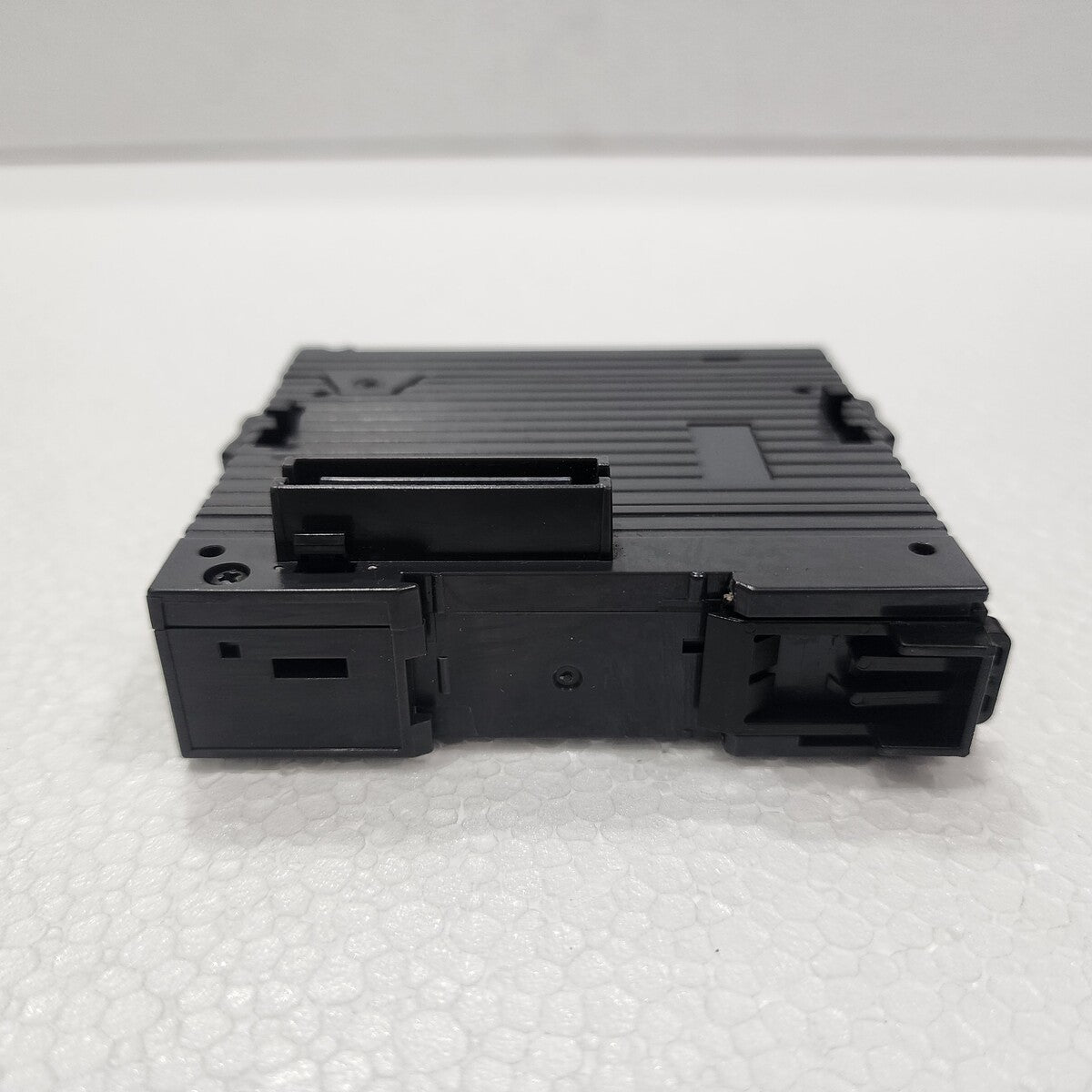 KEYENCE KV-C32TC OUTPUT UNIT