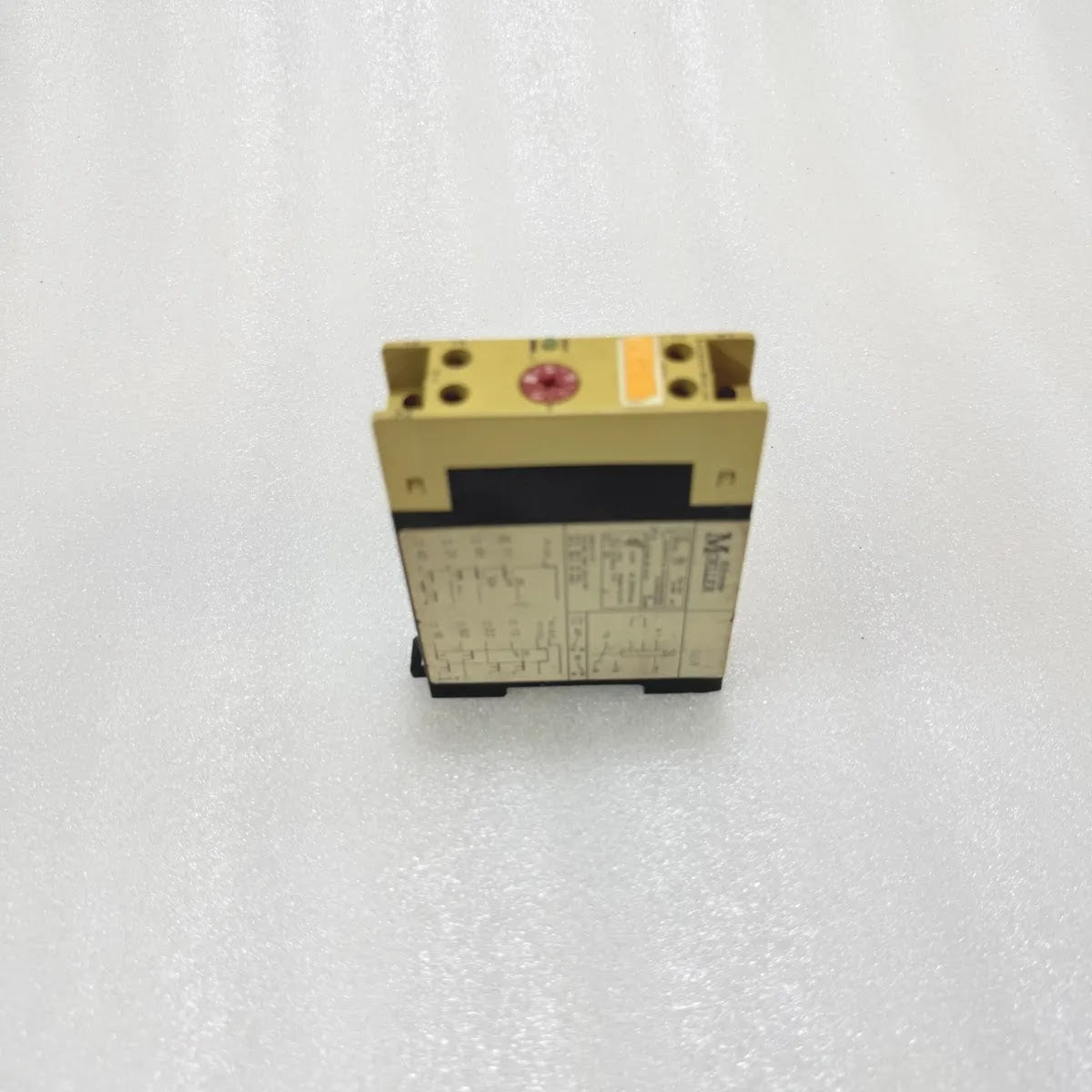Klöckner Moeller TE 11-60 Timing Relay 208-250VAC 50/60Hz 6A Pre-Owned