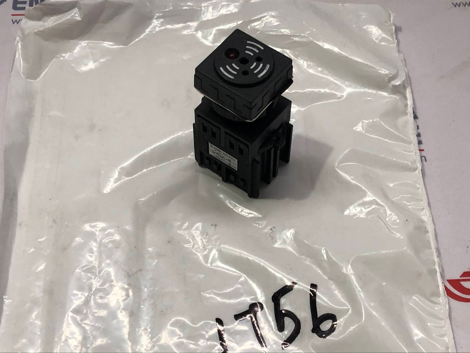 KOREA AUTO CONTROLS 2711092-05 BUZZER ALARM 12-24V AC/DC