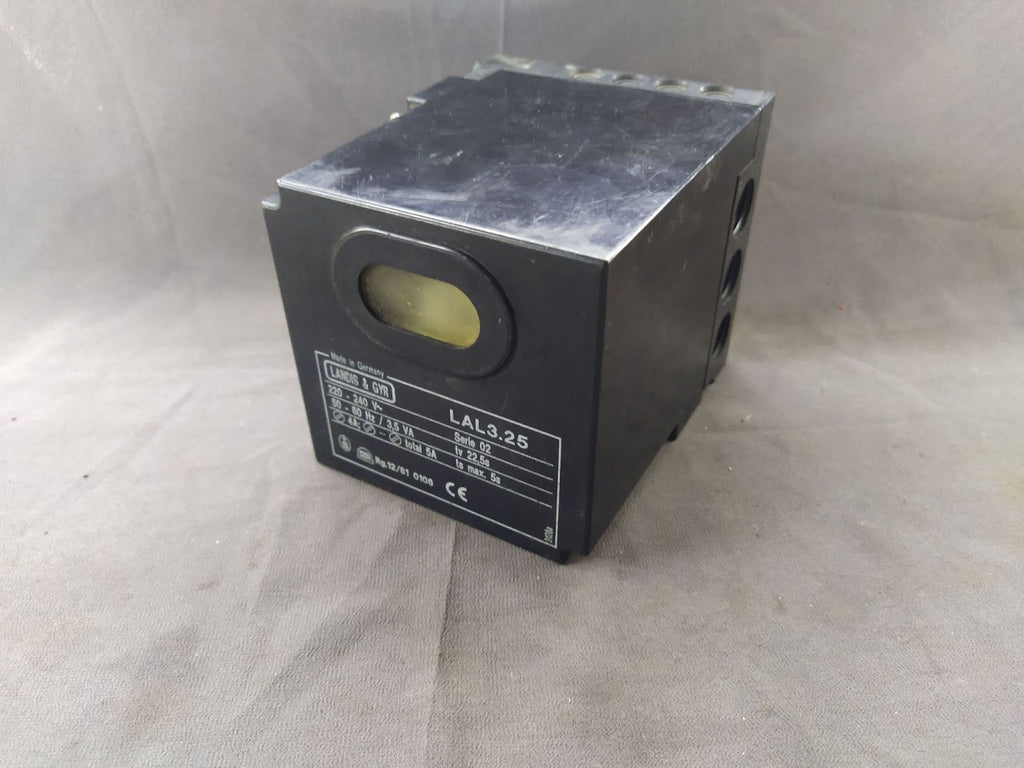 LANDIS & GYR LAL 3.25 BOILER PROGRAM CONTROLLER 220-240V 3.5VA