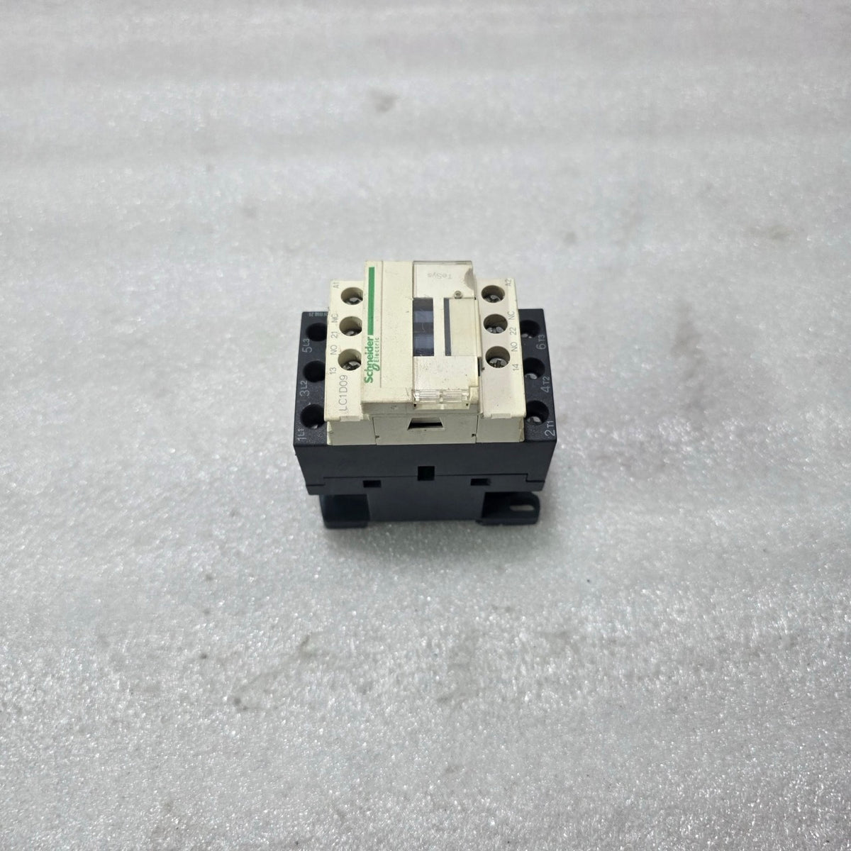 S ELECTRIC LC1D09 3 POLE CONTACTOR 9A 1NO 1NC AUX 220V TESYS D IEC 60947-4-1