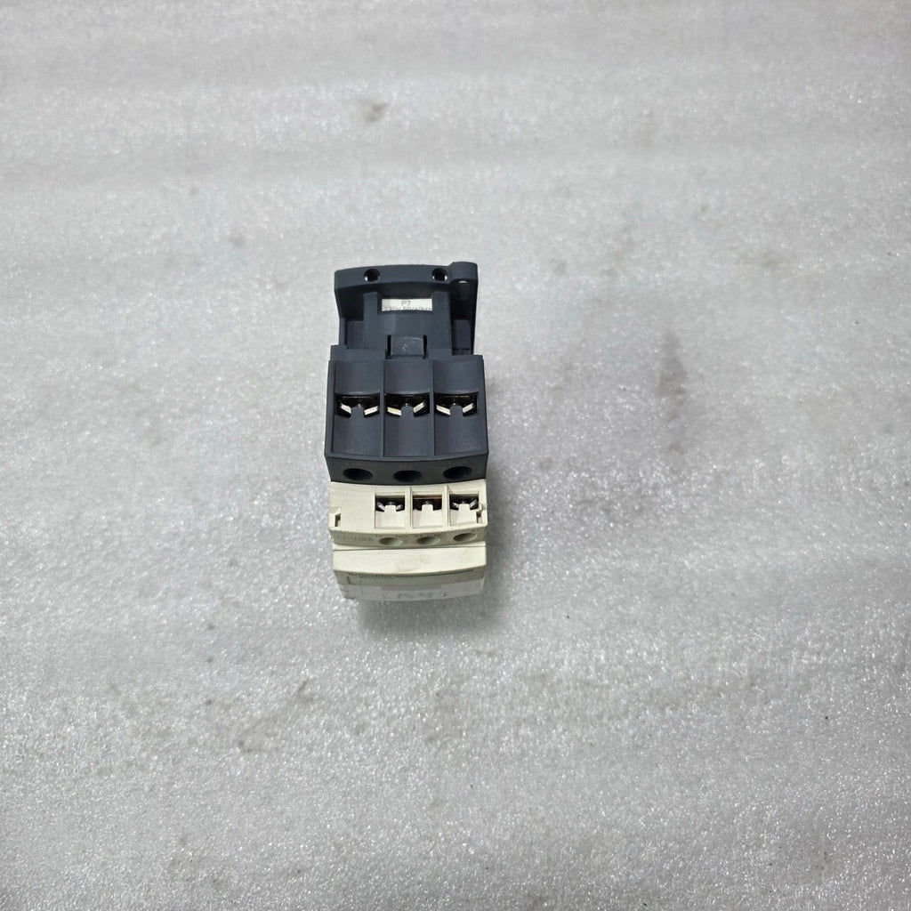 S ELECTRIC LC1D25 3 POLE AC CONTACTOR WITH 1NO + 1NC AUXILIARY CONTACTS 230V AC