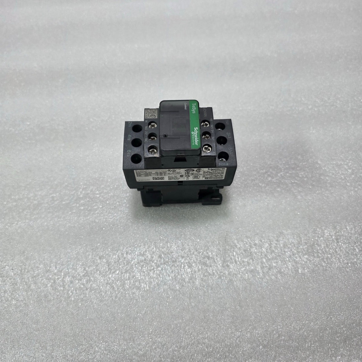S ELECTRIC LC1D25 TESYS D CONTACTOR 3 POLE 110V COIL 40A 690V WITH AUXILIARY