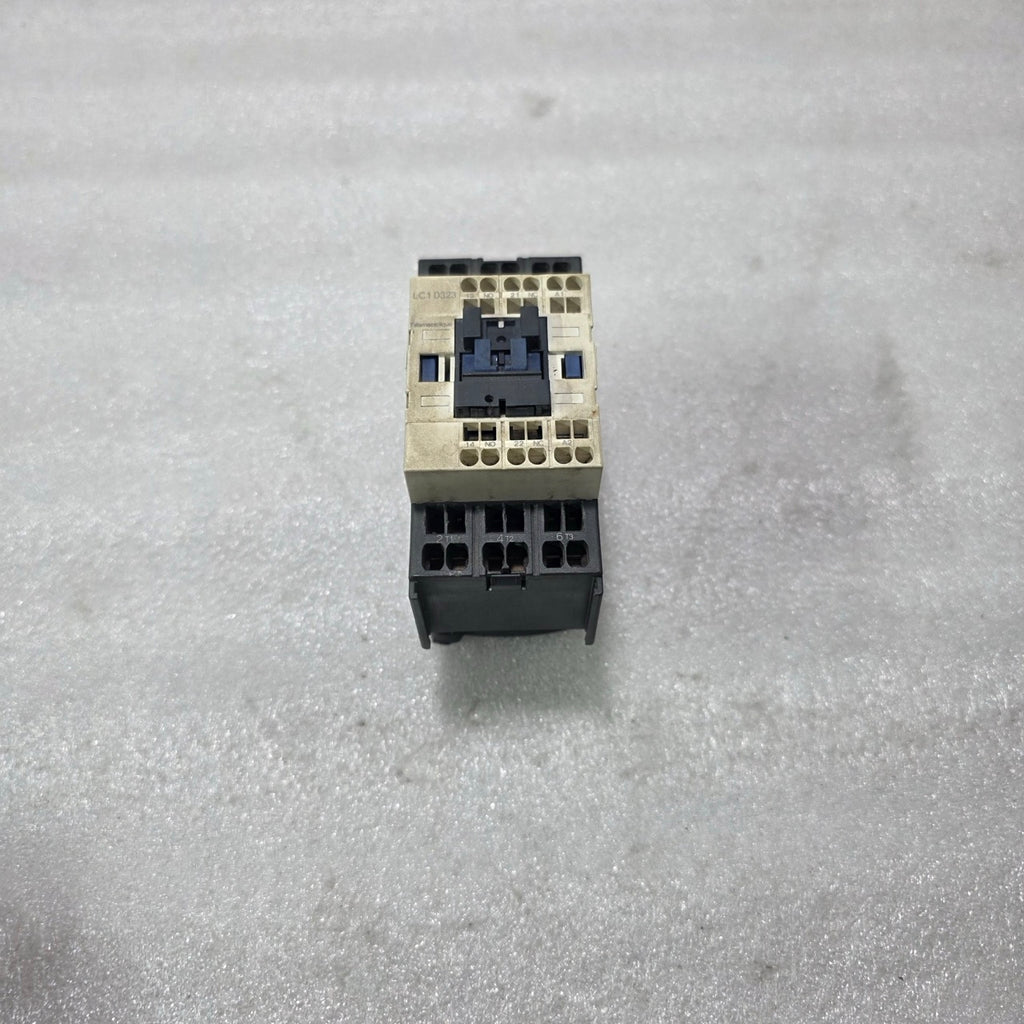 S ELECTRIC LC1D323 3 POLE AC CONTACTOR WITH 1NO + 1NC AUX + LAD4VE PLUG-IN COIL