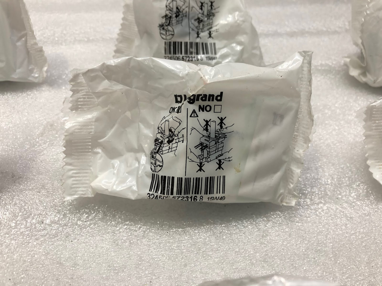 LEGRAND 572316 RJ45 SOCKET LOT OF 5 UNIT