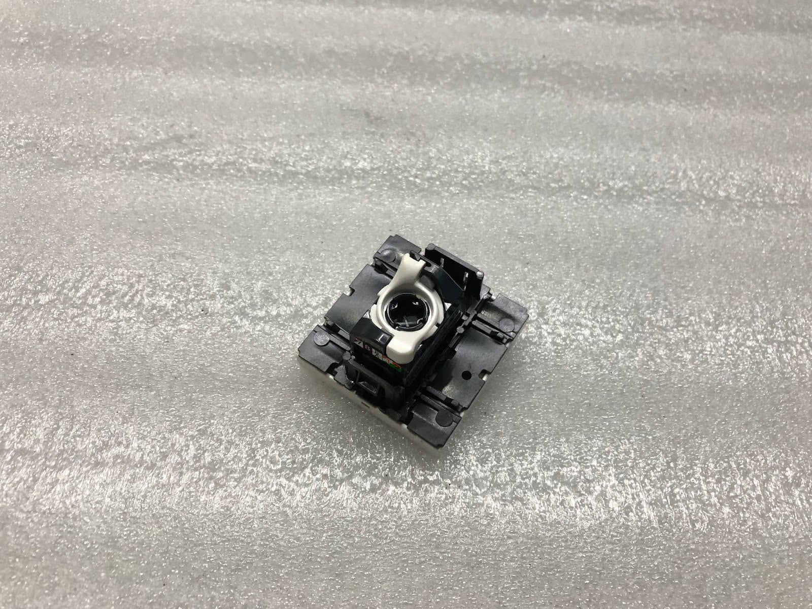 LEGRAND 5 723 15 RJ45 SOCKET LOT OF 6 UNIT