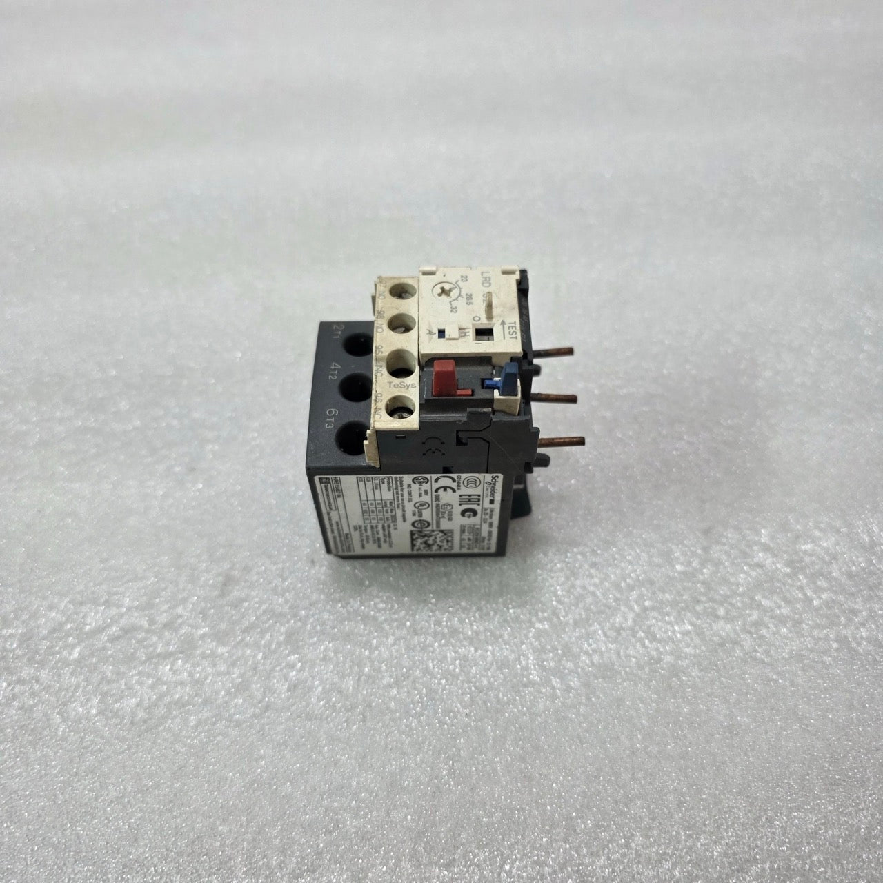 TELEMECANIQUE LRD32 TESYS THERMAL OVERLOAD RELAY 23-32A CLASS 10 690V