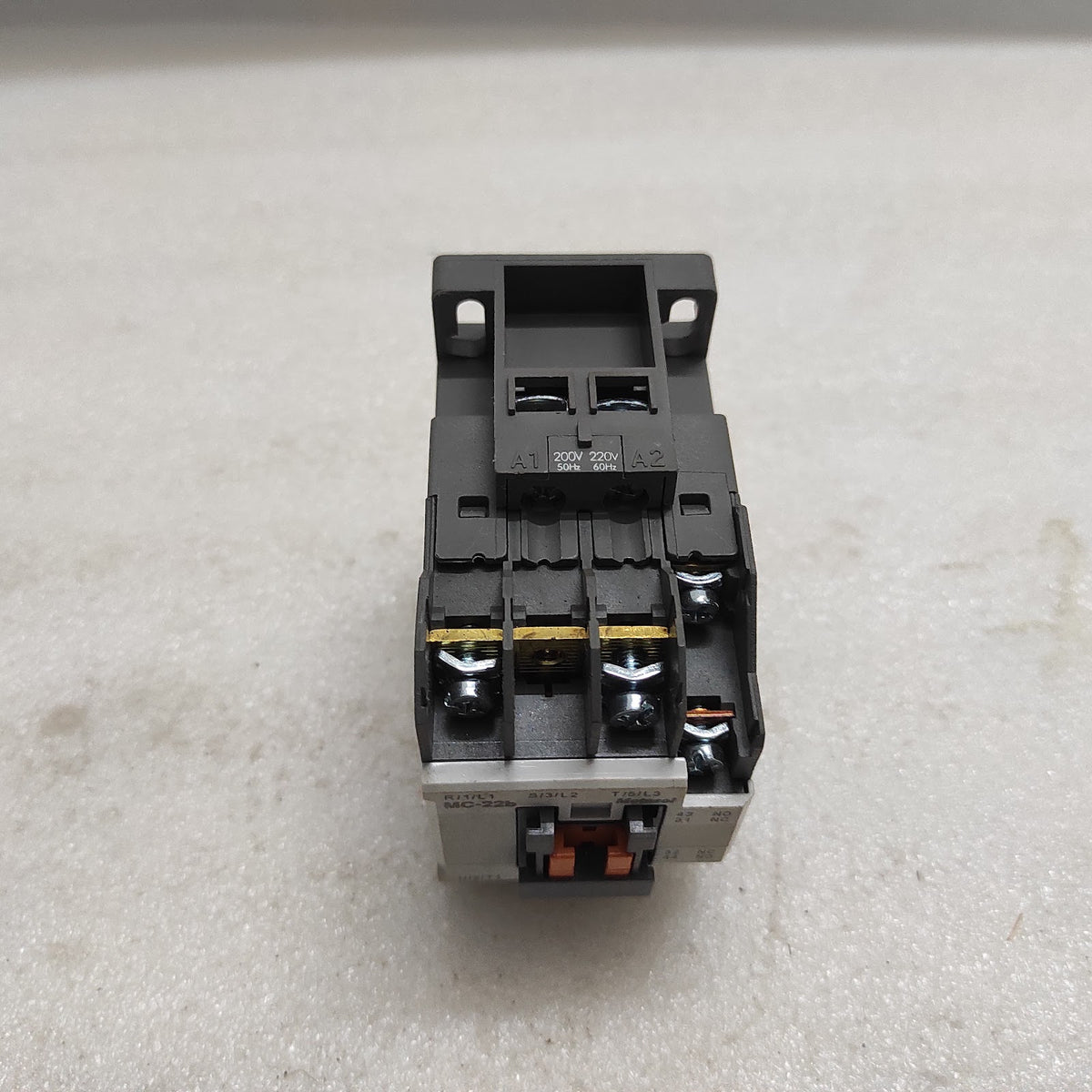 LS ELECTRIC MC-22B MAGNETIC CONTACTOR 22A COIL VOLTAGE 200-220V