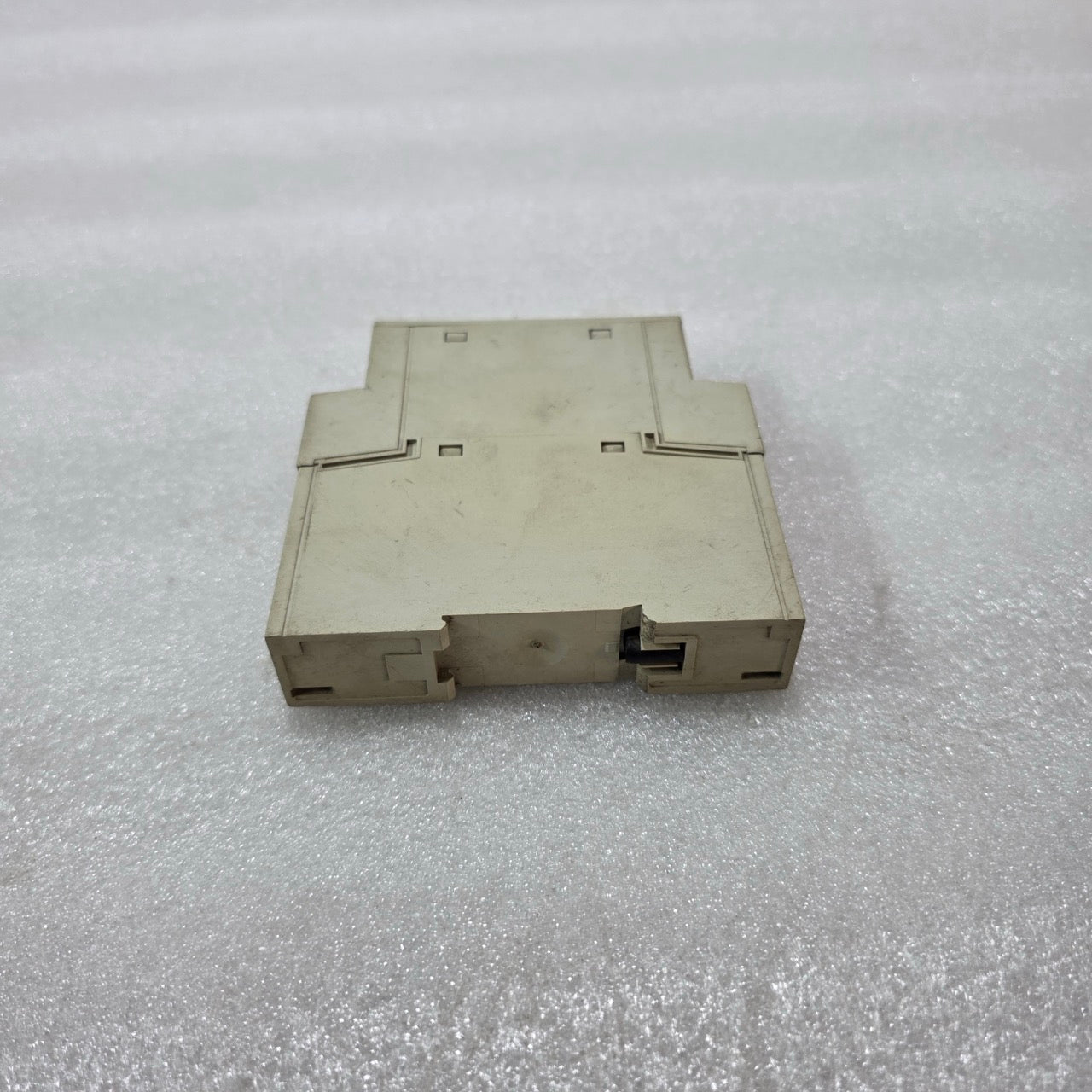 TELEMECANIQUE LT3SA MOTOR STARTER PROTECTION RELAY 24V-60V AC DC
