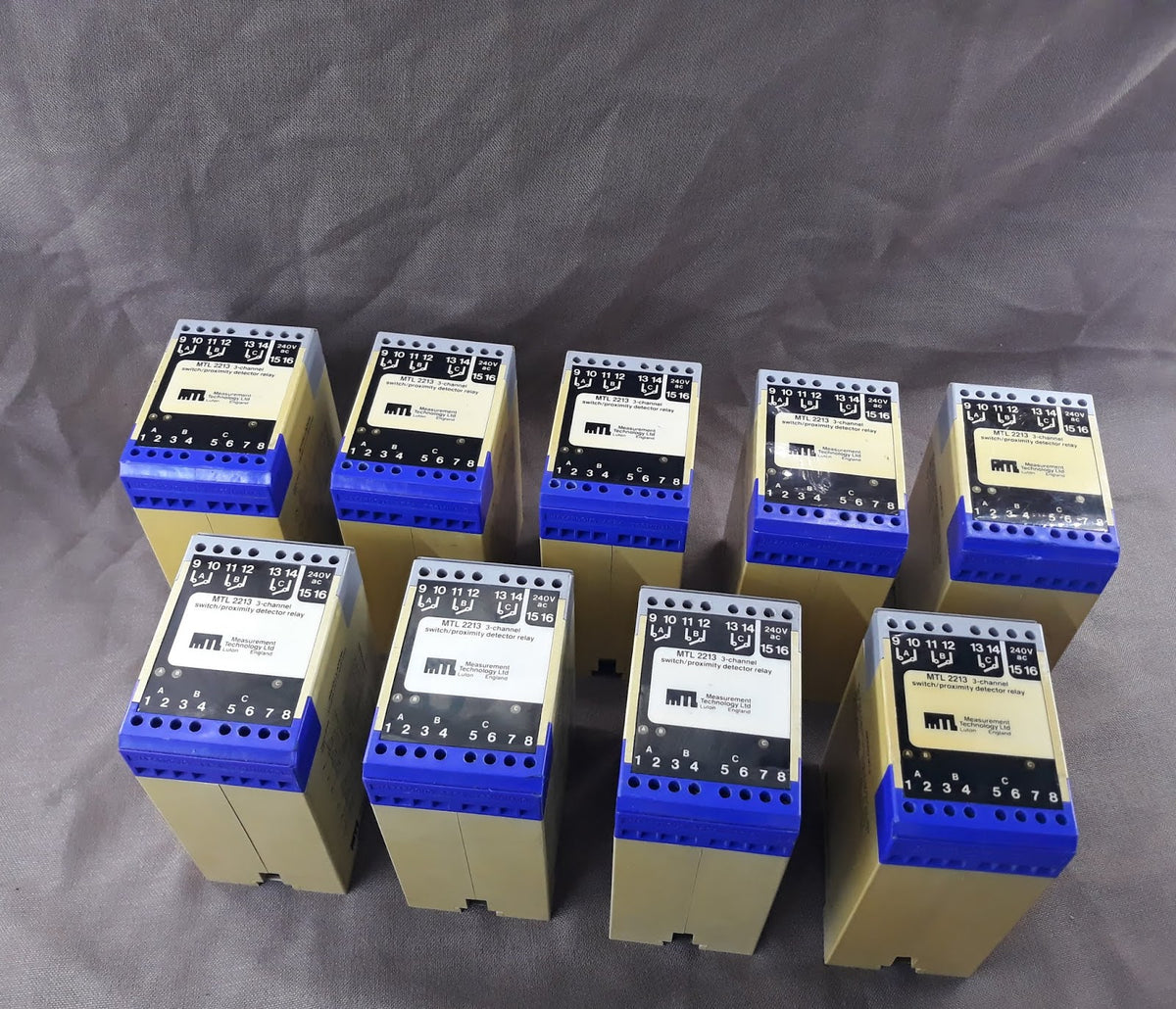 MEASUREMENT TECHNOLOGY MTL 2213 3 CHANNEL SWITCH PROXIMITY DETECTOR RELAY