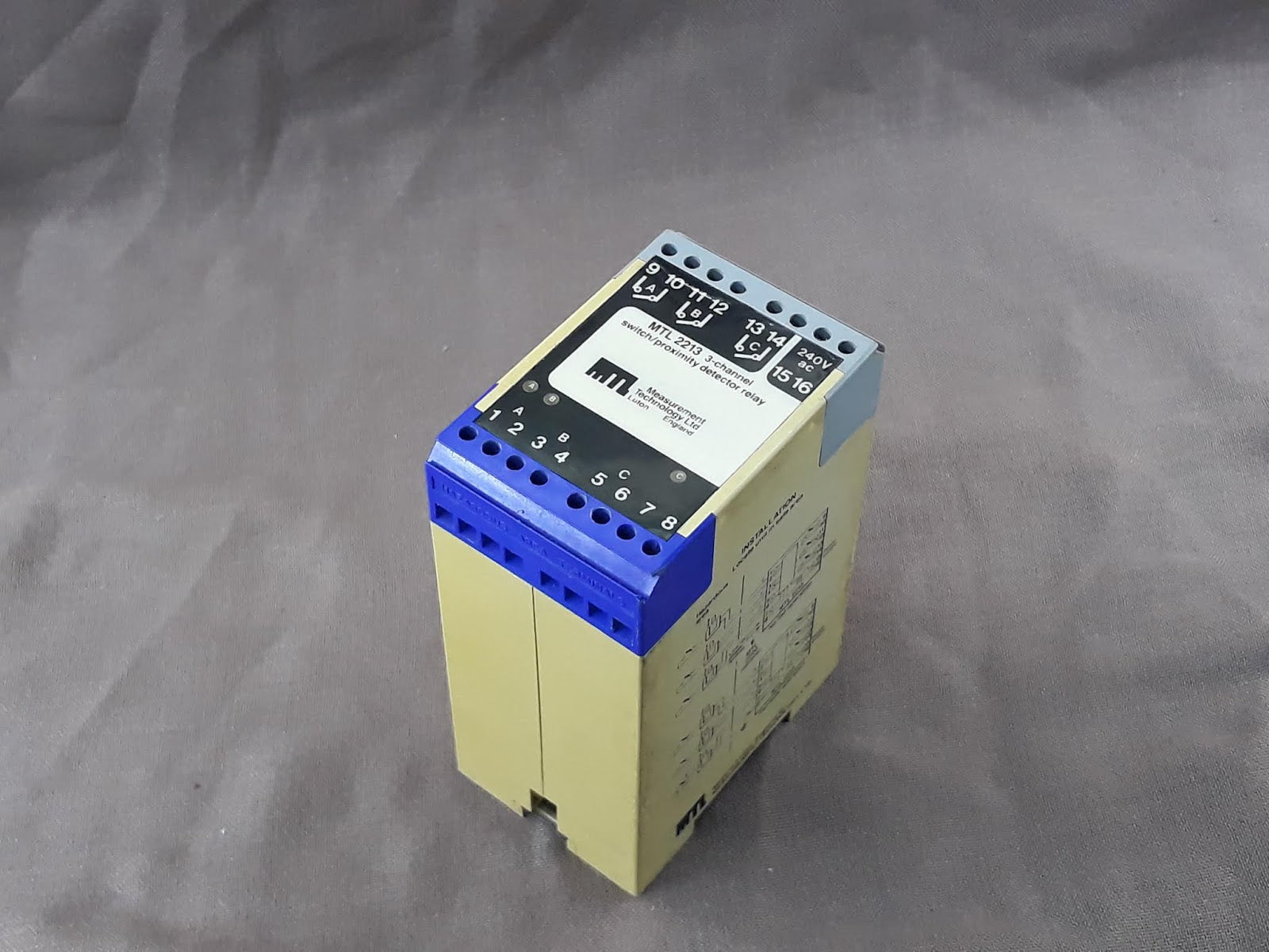 MEASUREMENT TECHNOLOGY MTL 2213 3 CHANNEL SWITCH PROXIMITY DETECTOR RELAY
