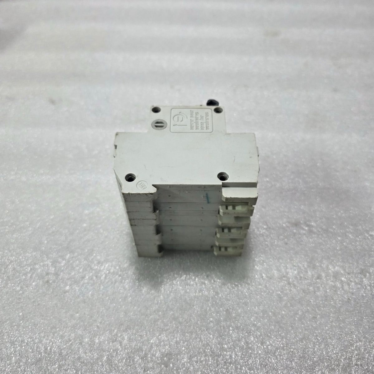 MERLIN GERIN MULTI9 C32L-MA 1.6A 3 POLE MCB 380V MOTOR PROTECTION CIRCUIT BREAKE