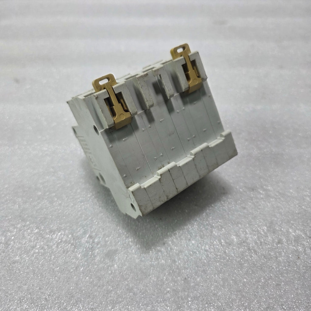 MERLIN GERIN MULTI9 C32L-MA 3 POLE MOTOR PROTECTION CIRCUIT BREAKER 16A 380/415V