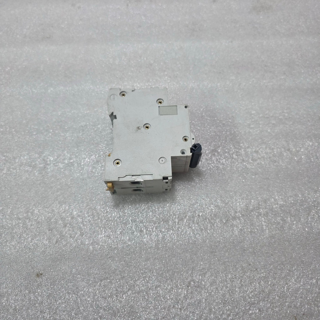 MERLIN GERIN MULTI9 C60N D6 2 POLE MCB 6A 400V CIRCUIT BREAKER