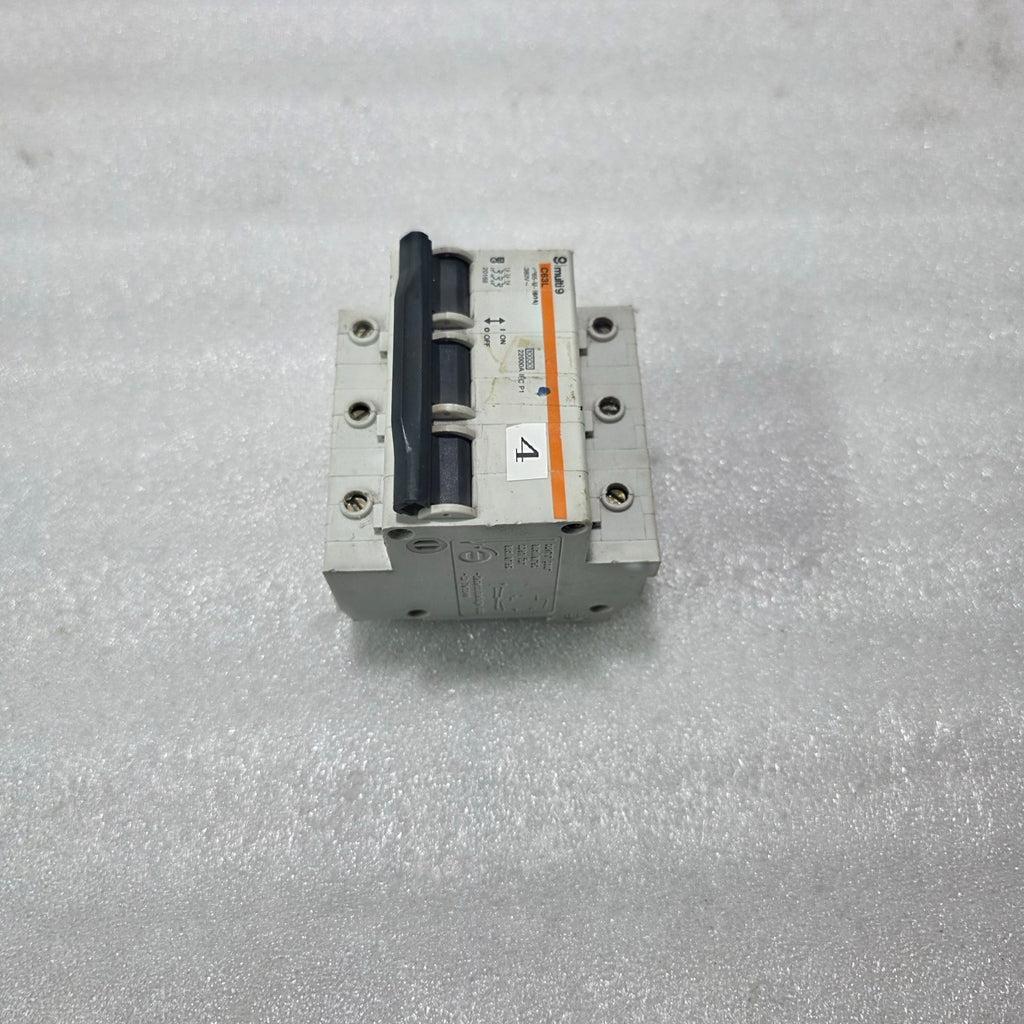 MERLIN GERIN MULTI9 C63L 60A 3 POLE MCB 380V 22KA INDUSTRIAL CIRCUIT BREAKER