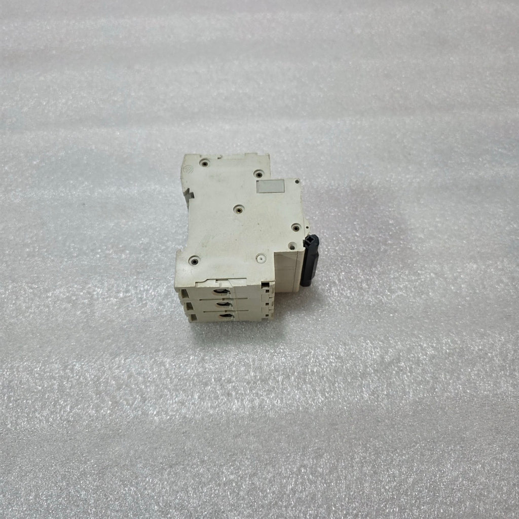 MERLIN GERIN MULTI 9 C60N D10 3 POLE MINIATURE CIRCUIT BREAKER MCB 10A 400V 6KA