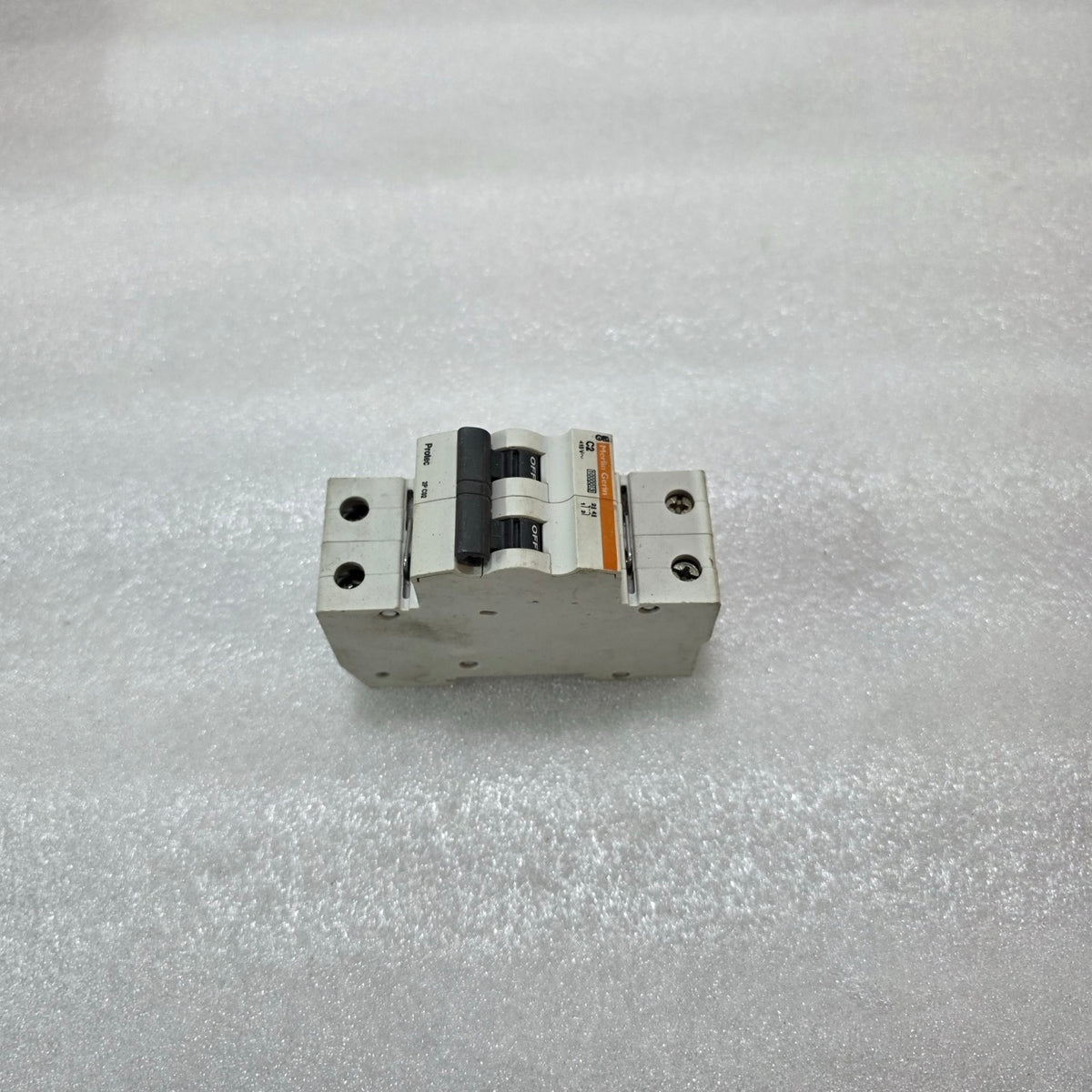MERLIN GERIN PROTEC 2P C2 MINIATURE CIRCUIT BREAKER 415V 10KA