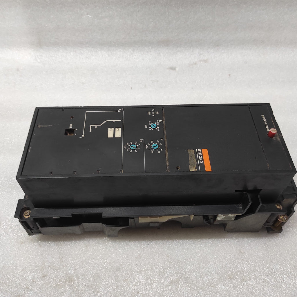 MERLIN GERIN STR28D MASTERPACT FOR CIRCUIT BREAKER 5000A