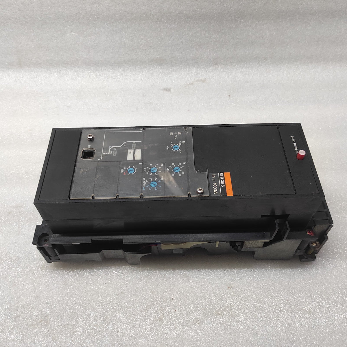 MERLIN GERIN STR38S MASTERPACT CIRCUIT BREAKER 1000A