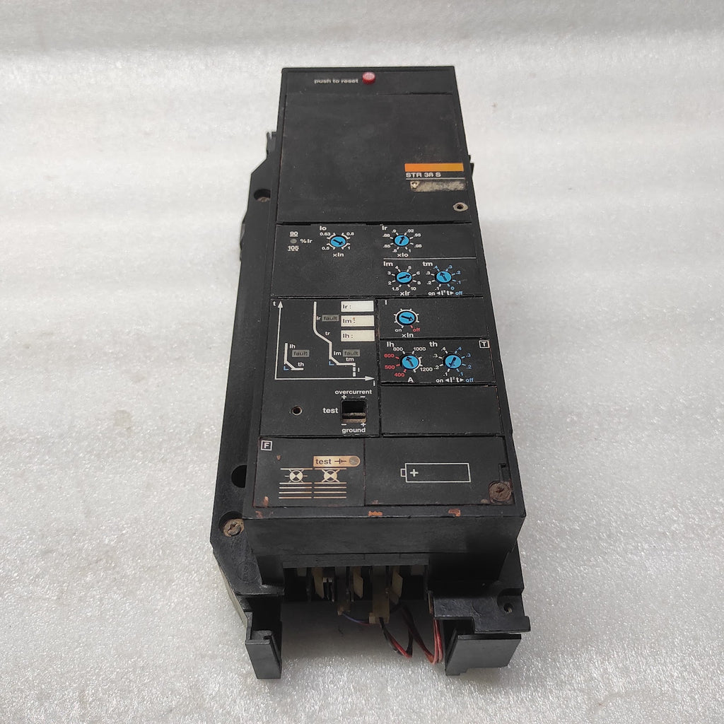 MERLIN GERIN STR38S MASTERPACT CIRCUIT BREAKER 1200A