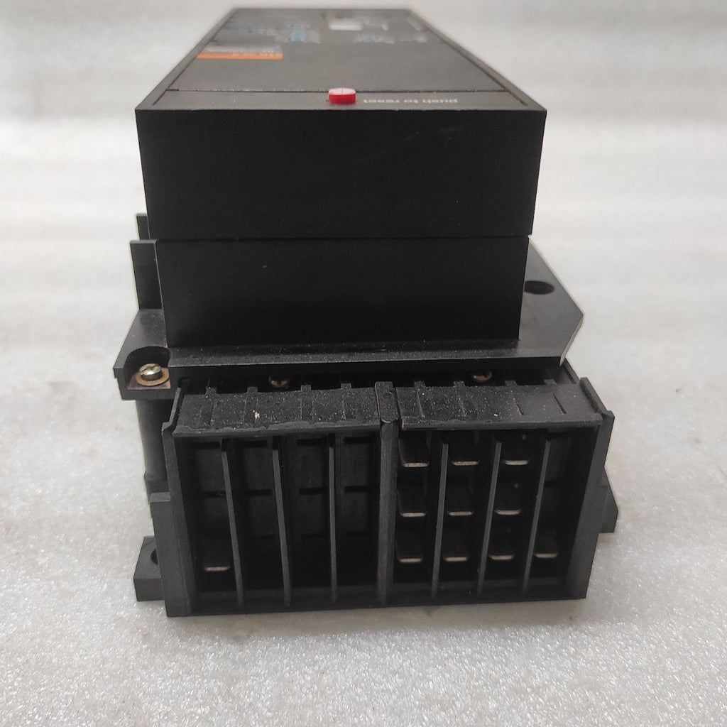 MERLIN GERIN STR38S MASTER PACT FOR CIRCUIT BREAKER 3200A