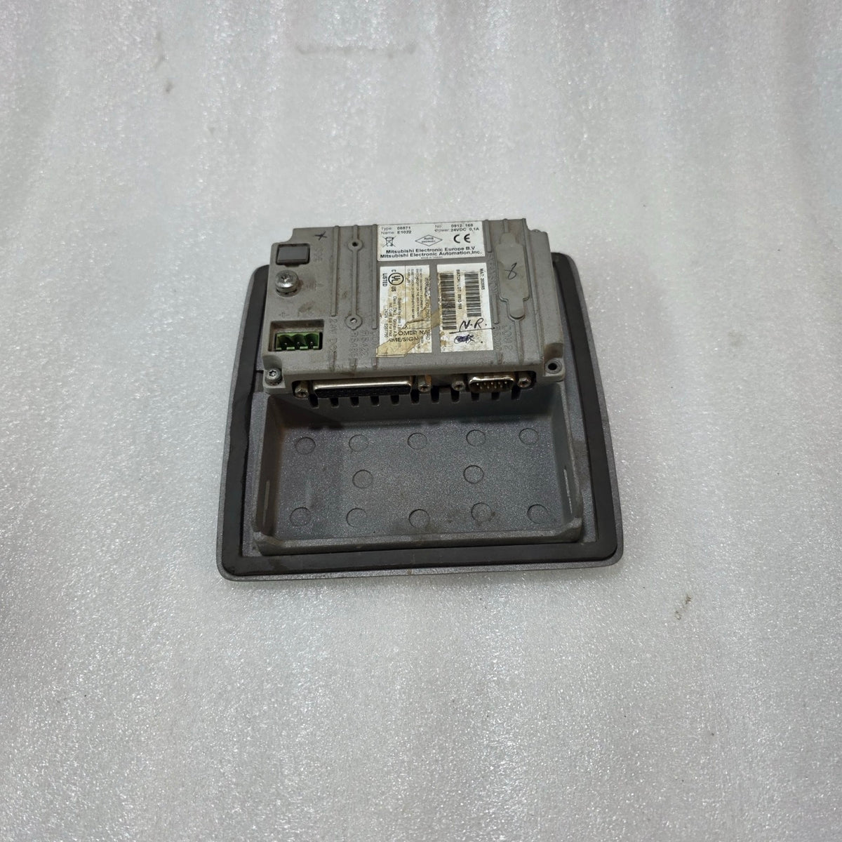 MITSUBISHI BEIJER E1022 OPERATOR PANEL HMI (NON WORKING ) FOR PARTS