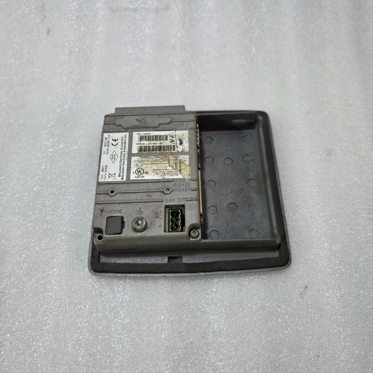 MITSUBISHI BEIJER E1022 OPERATOR PANEL HMI (NON WORKING ) FOR PARTS