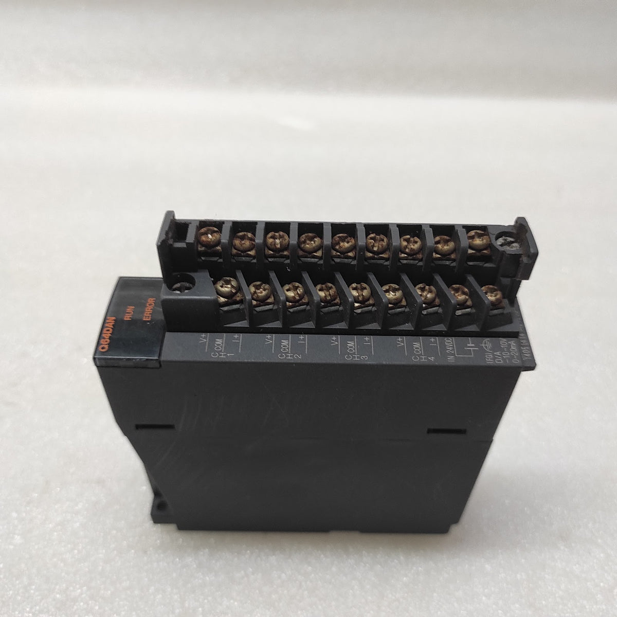 MITSUBISHI Q64DAN D/A CONVERTER UNIT
