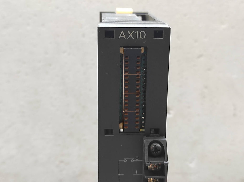 MITSUBISHI MELSEC AX10 PROGRAMMABLE CONTROLLER