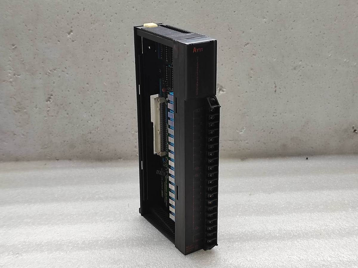 MITSUBISHI MELSEC AY11 PROGRAMMABLE CONTROLLER