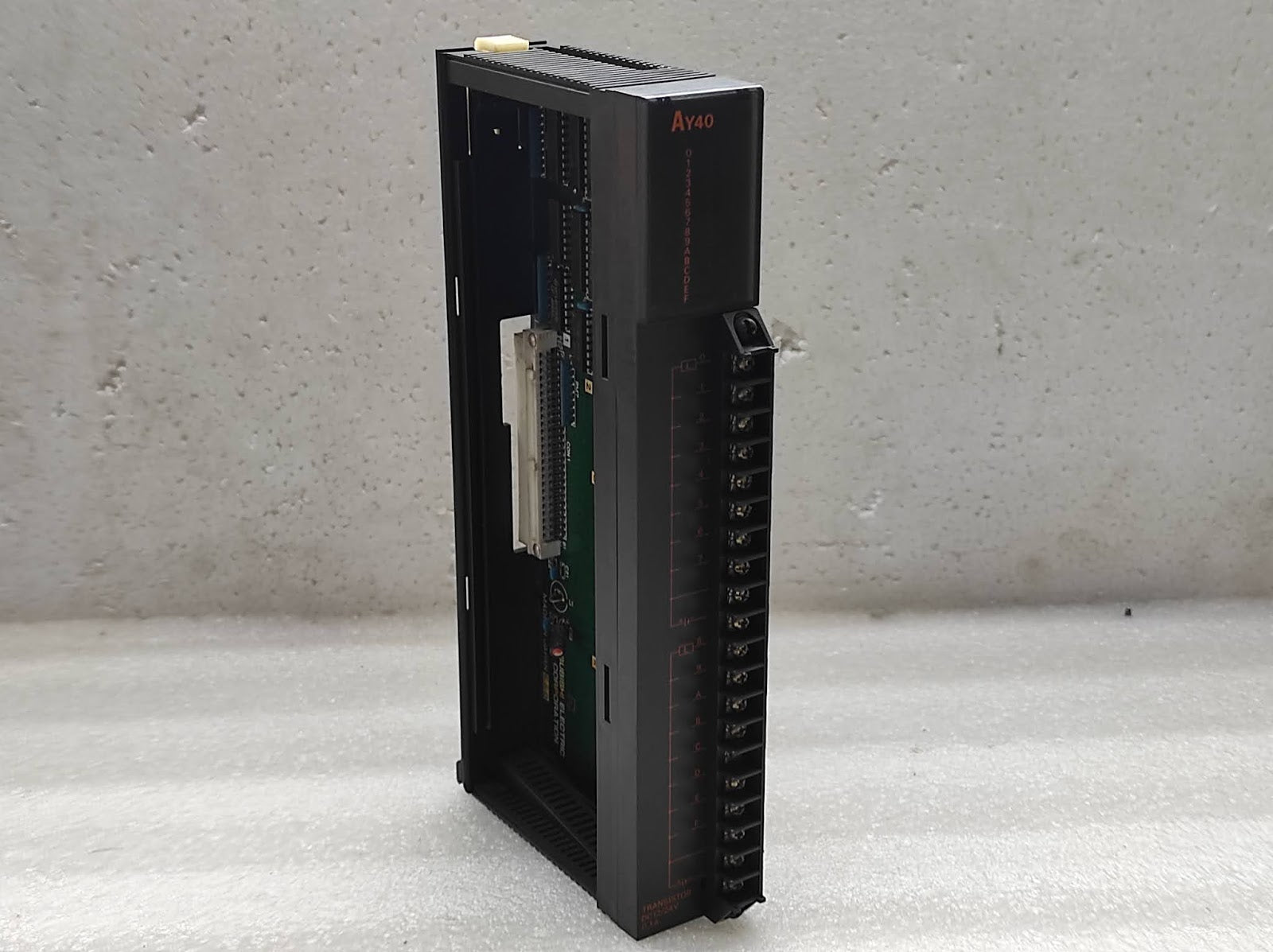MITSUBISHI MELSEC AY40 PROGRAMMABLE CONTROLLER