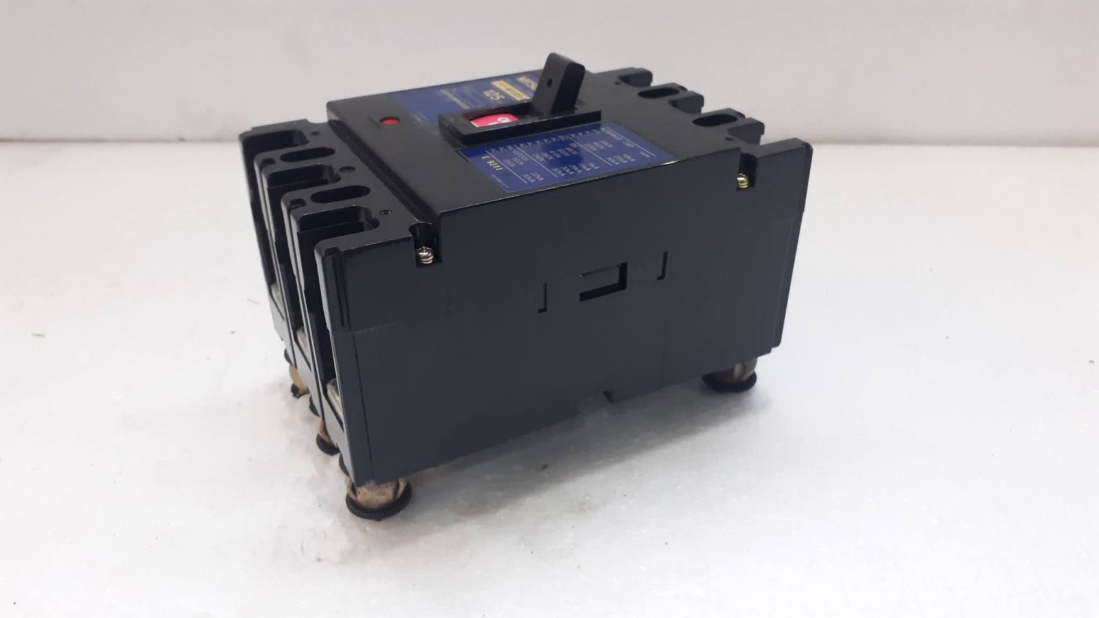 Mitsubishi NF225-SS No Fuse Breaker 125A 3P 660V NF225SS