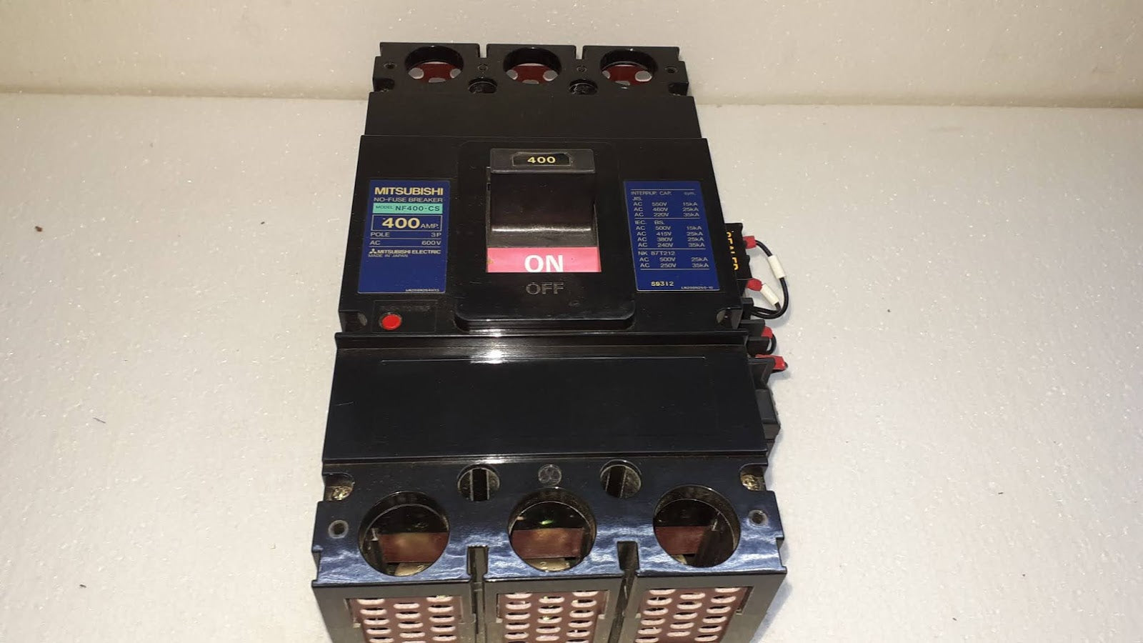 Mitsubishi NF400-CS No-Fuse Breaker 400A 3P 600V NF400CS