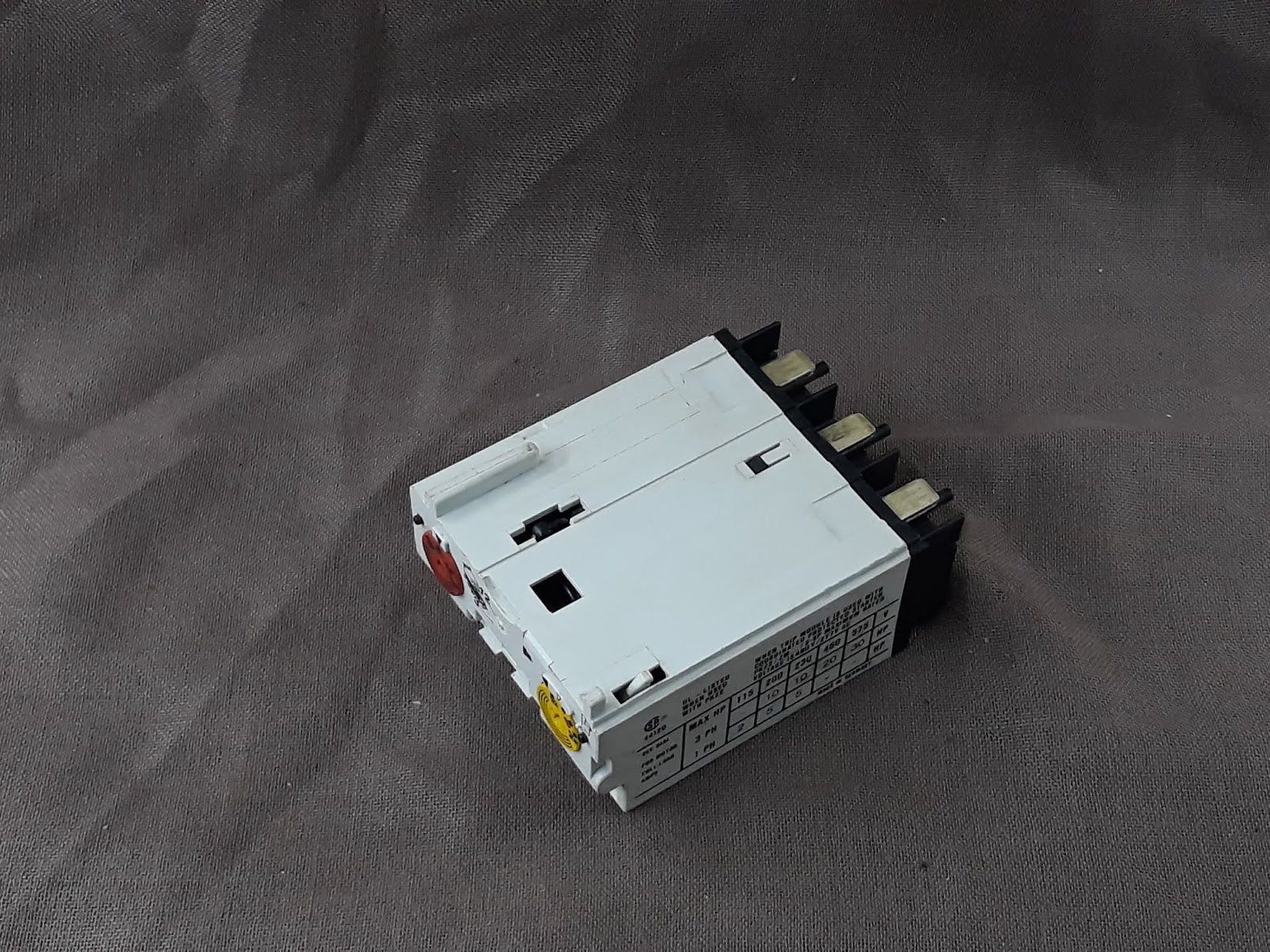 MOELLER ZM-32-PKZ2 MANUAL MOTOR PROTECTOR