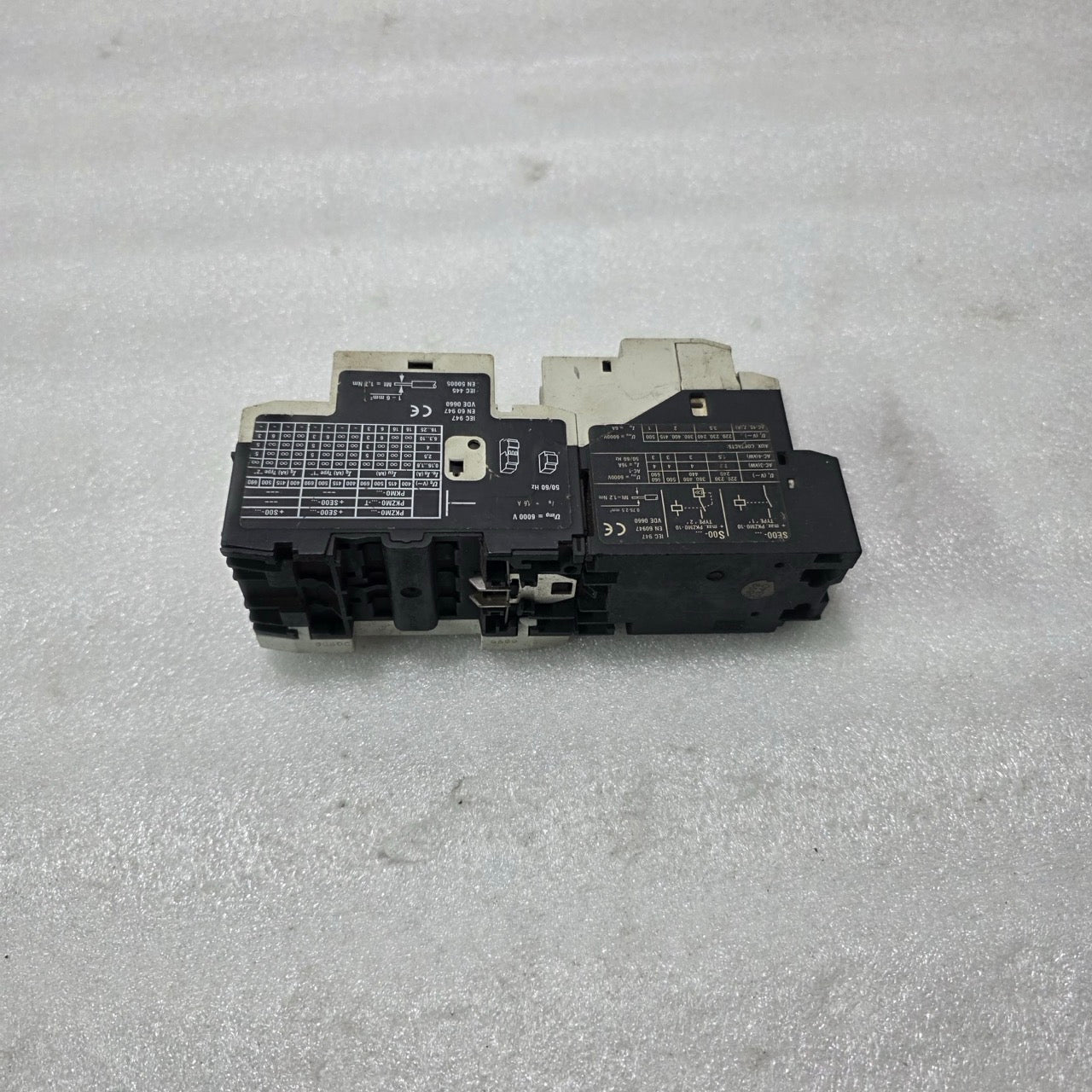 MOELLER PKZM0-16 MOTOR MANUAL STARTER 10-16A W/ SE00-11-PKZ0 CONTACTOR & NHI11-P