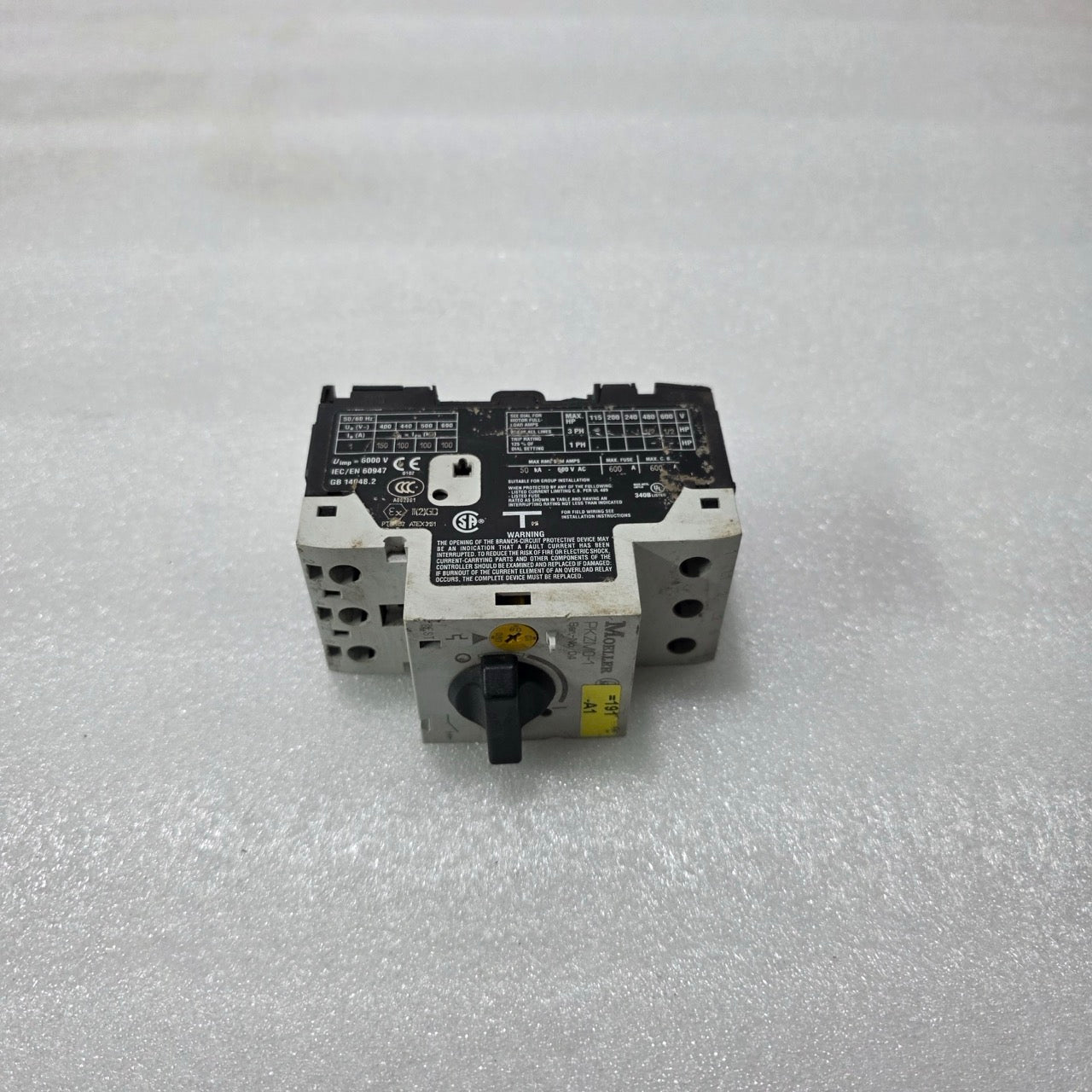 MOELLER PKZM0-1 MOTOR PROTECTION CIRCUIT BREAKER 0.63–1A MANUAL MOTOR STARTER