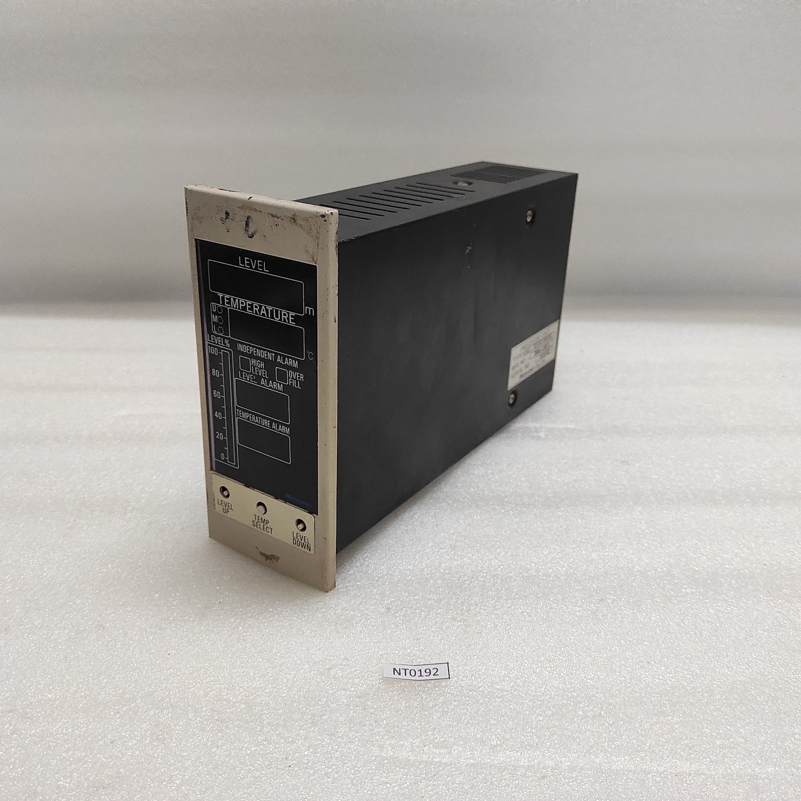 MUSASINO UM1-C13210002 LEVEL CONTROLLER 94A-0325