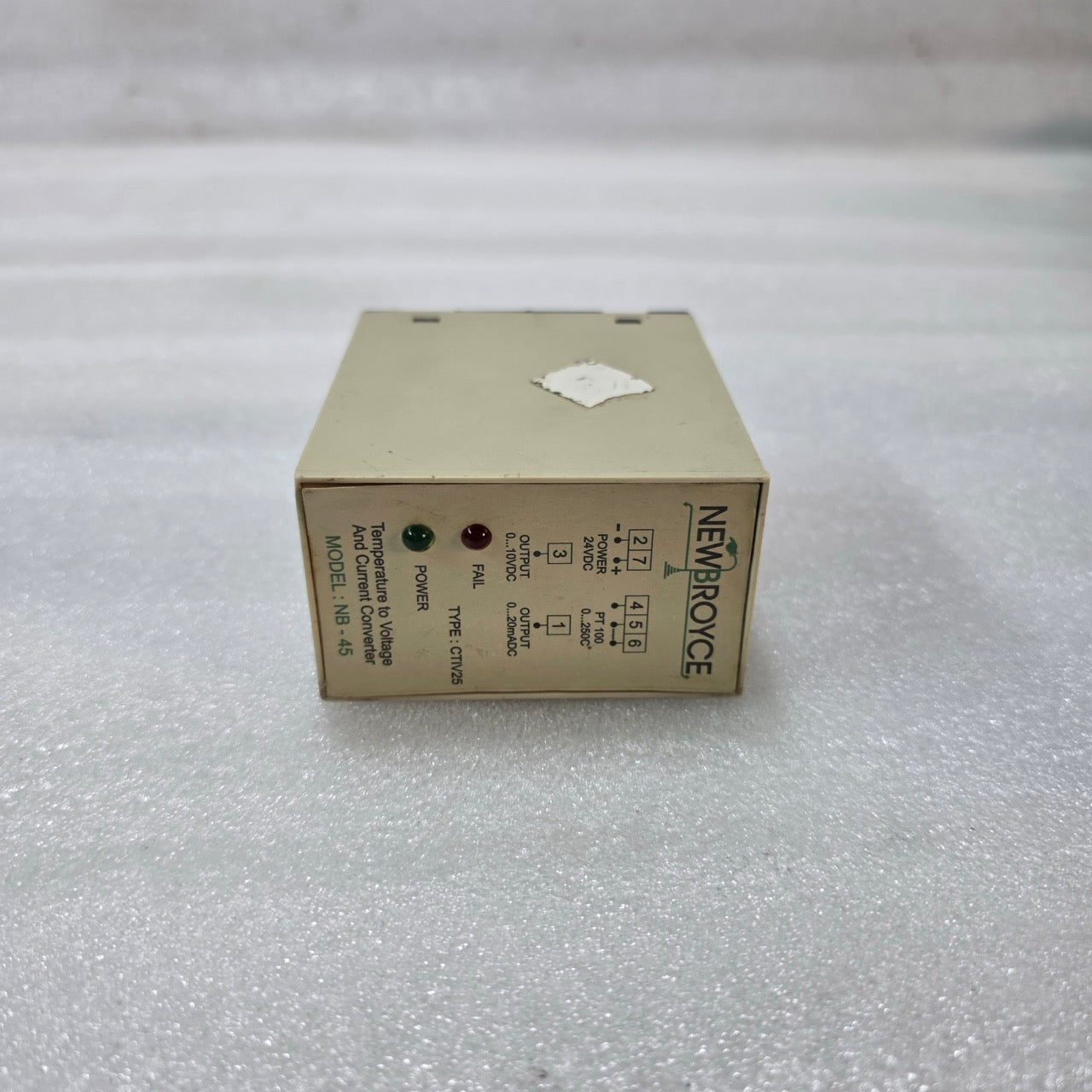 NEWBROYCE NB-45 TEMPERATURE TO VOLTAGE & CURRENT CONVERTER (PT100, 24VDC, 0–10V