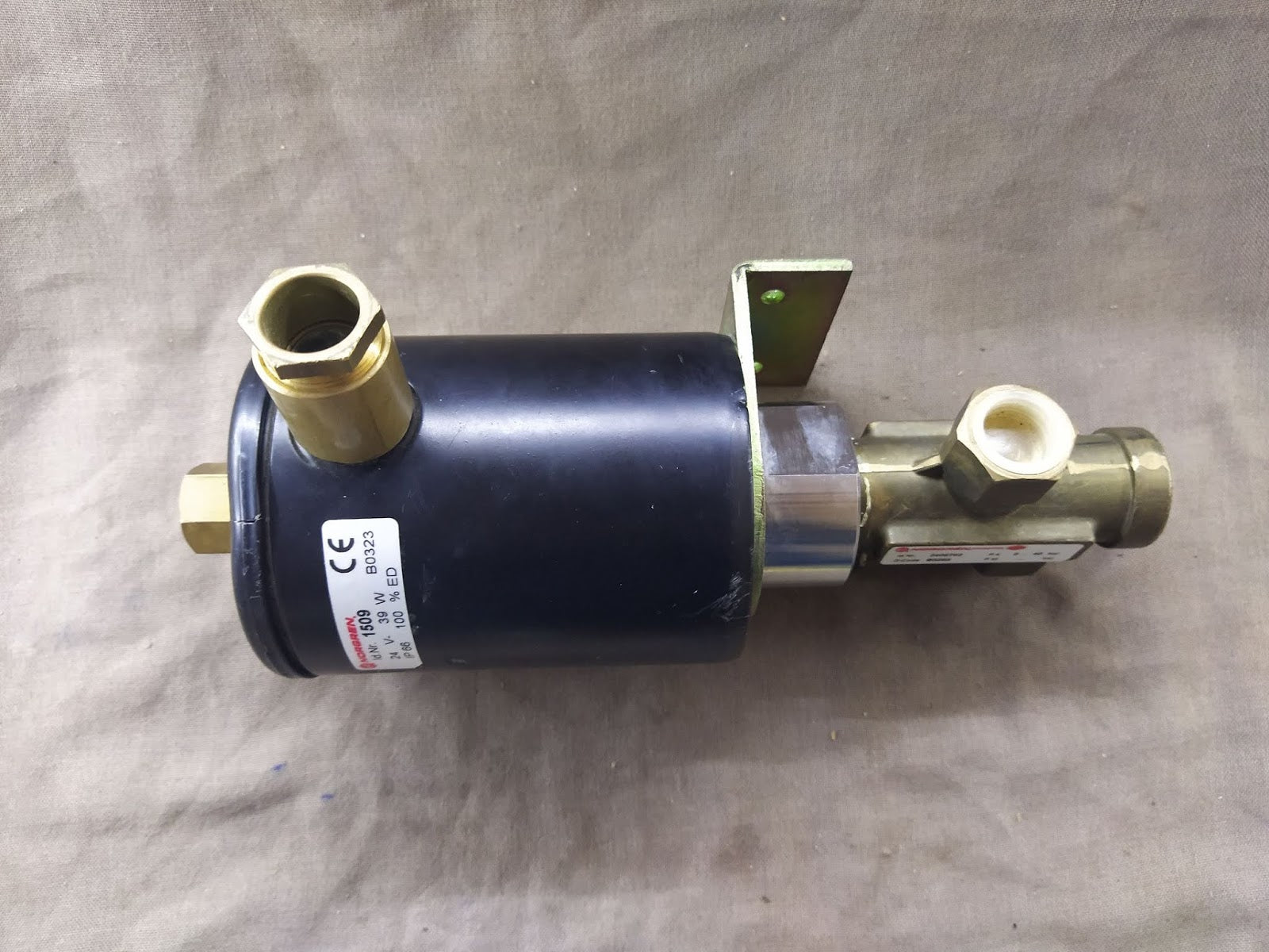 Norgren 1509 3/2 Directional Valves 2406762 Solenoid Valve 24V Pressure 40 BAR