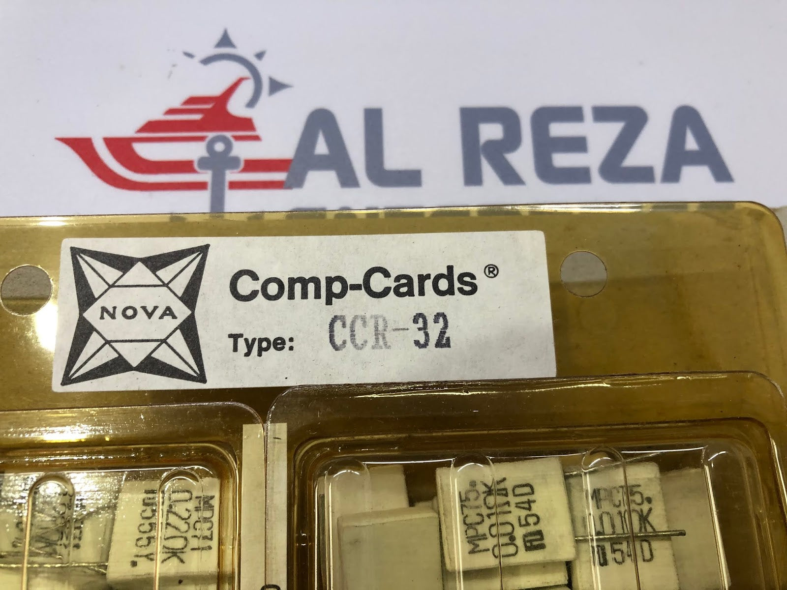 NOVA CCR-32 COMP-CARDS LOW OHM METAL BAND RESISTORS
