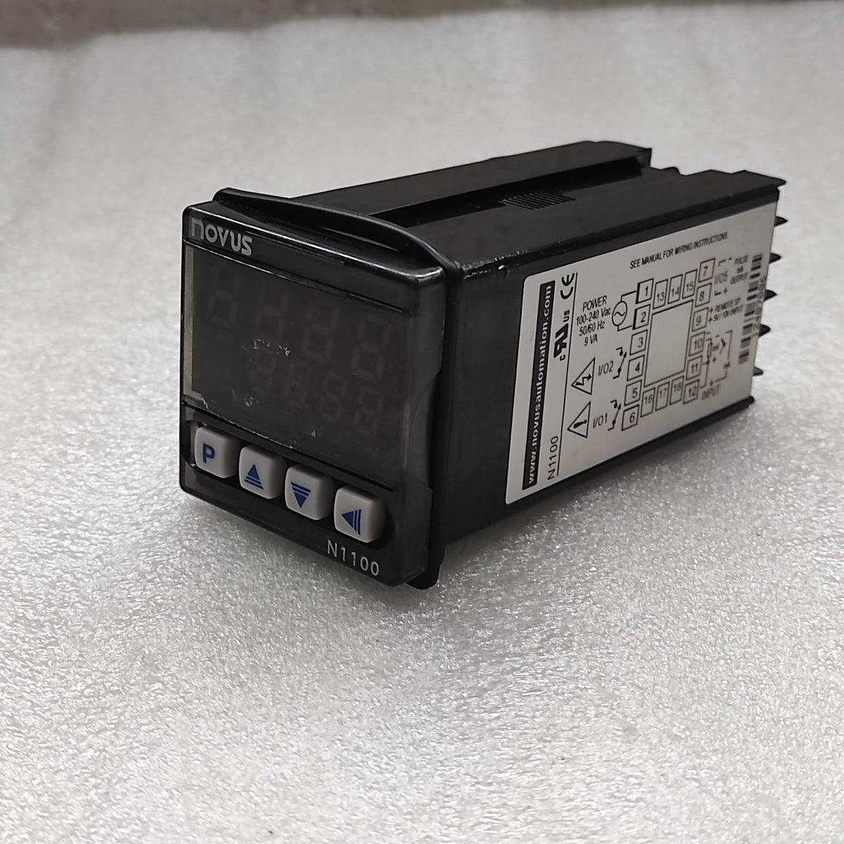 NOVUS N1100 UNIVERSAL CONTROLLER 100-240VAC