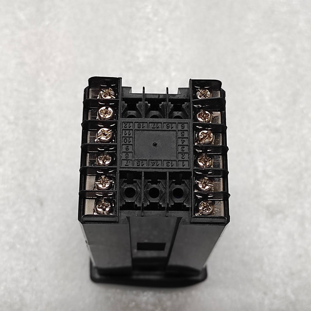 NOVUS N1100 UNIVERSAL CONTROLLER 100-240VAC