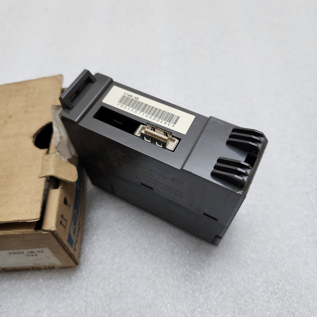 FUJI ELECTRIC NP1Y16R-08 DIGITAL OUTPUT MODULE