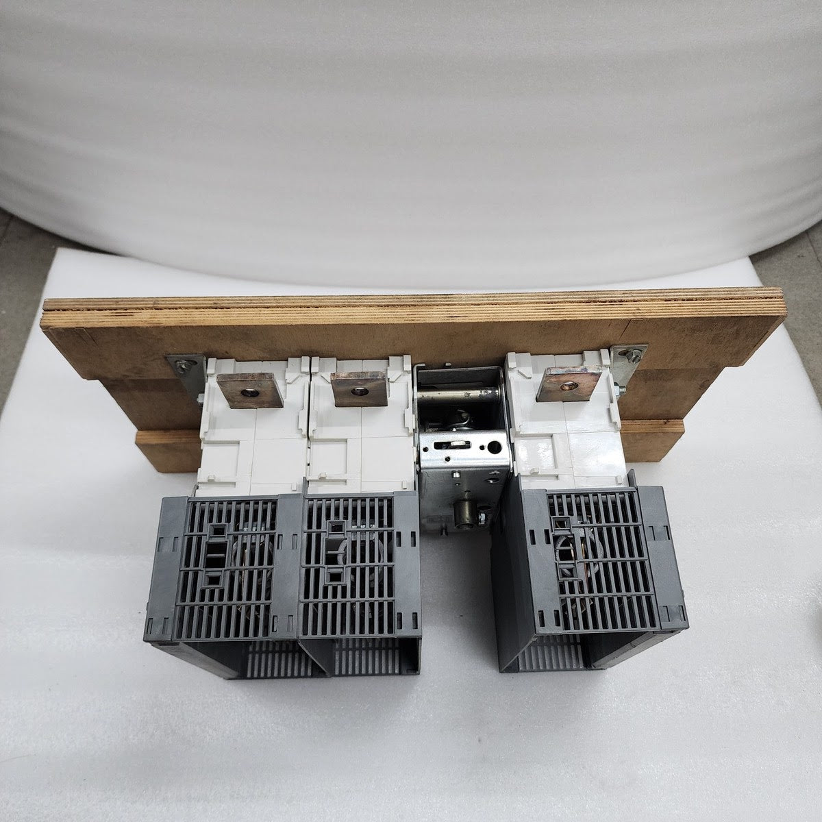 ABB OESA 630DV12PL SWITCH FUSE 630A 64250175