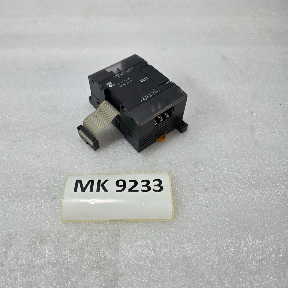 OMRON CP1W-8ET1 PLC OUTPUT UNIT TRANSISTOR OUTPUT MODULE 8 POINT CP1 SERIES