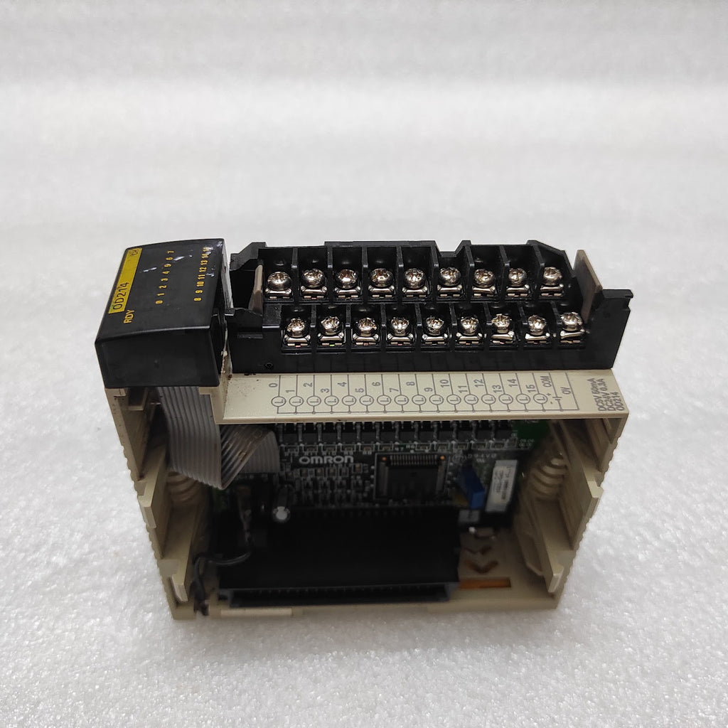OMRON CQM1-OD214 OUTPUT UNIT