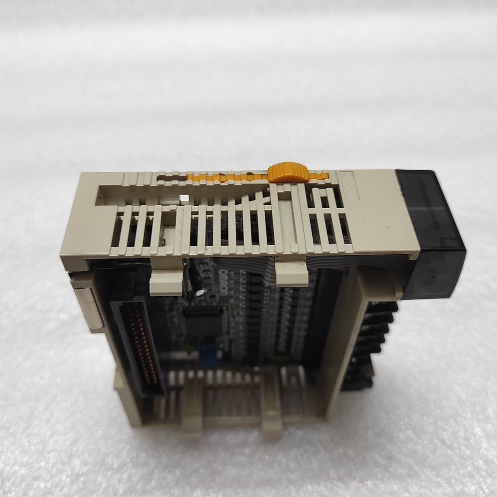 OMRON CQM1-OD214 OUTPUT UNIT