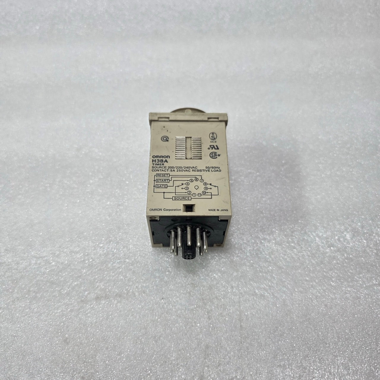 OMRON H3BA TIMER 200/220/240VAC 50/60Hz 5A 250VAC PRE-OWNED