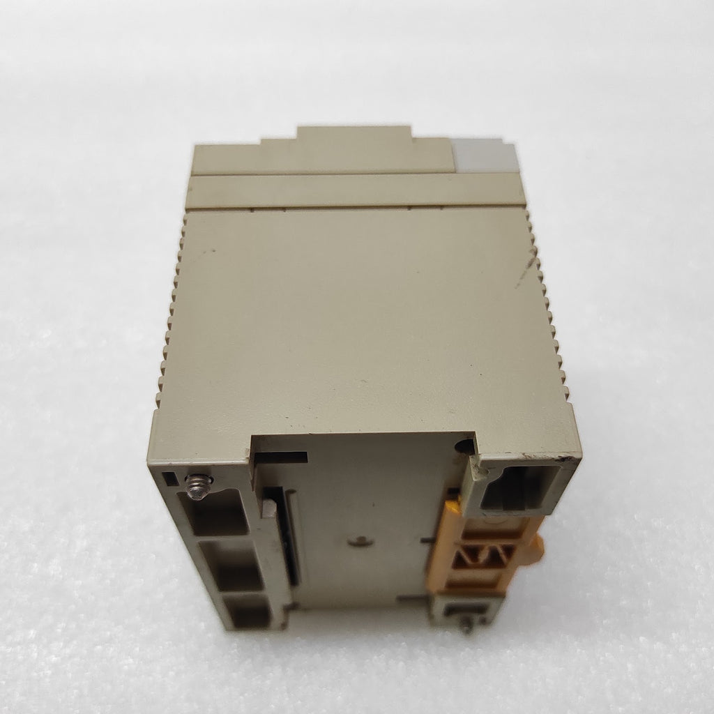 OMRON SP10-DR-A PROGRAMMABLE CONTROLLER 100-240VAC